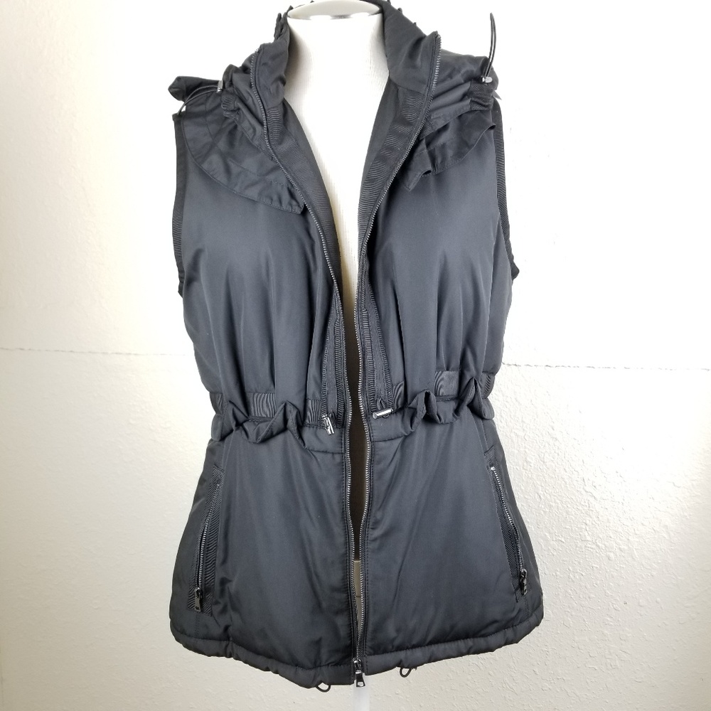 Elie Tahari Puff Vest jacket size Large Black Hood